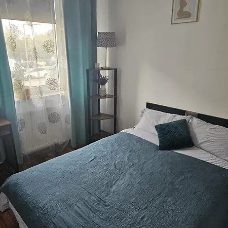 Apartamento 7 Min Od Pkp Dworzec Metropolitarny *