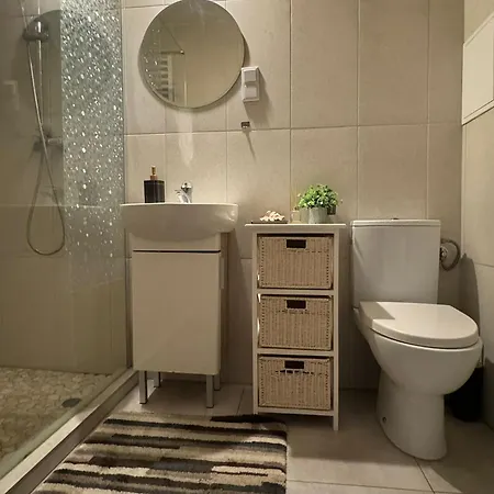 アパート 7 Min Od Pkp Dworzec Metropolitarny