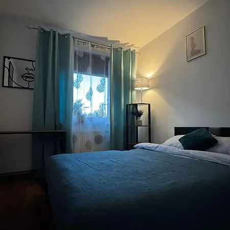 Apartamento 7 Min Od Pkp Dworzec Metropolitarny